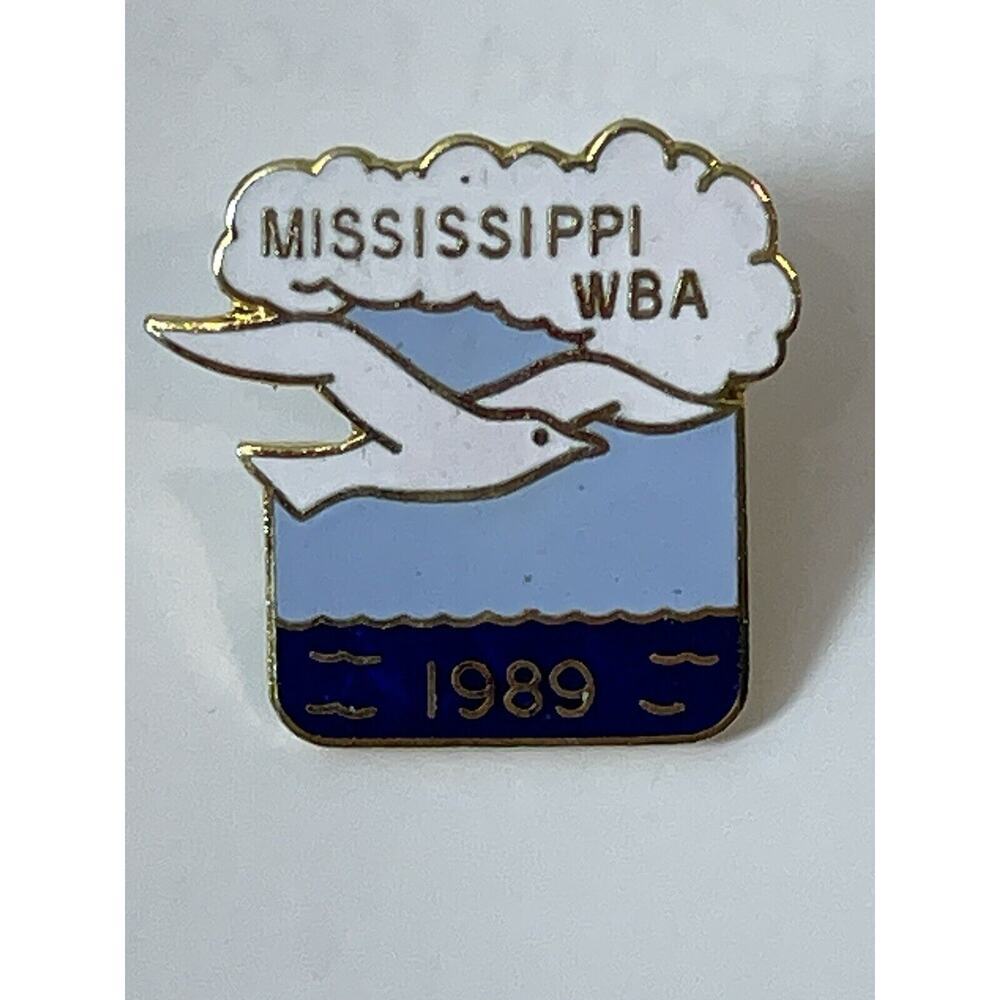 Mississippi WBA 1989 Lapel‎ Pin Women's Bowling Association Dove Bird